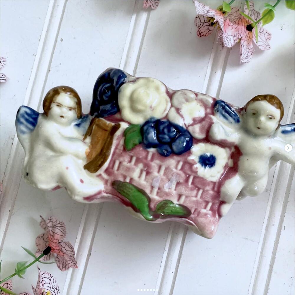 Vintage Pink Cherub Planter Vase Ceramic Porcelain Angel Flowers Valentine Japan